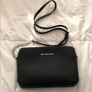 Michael Kors Jet Set Crossbody bag